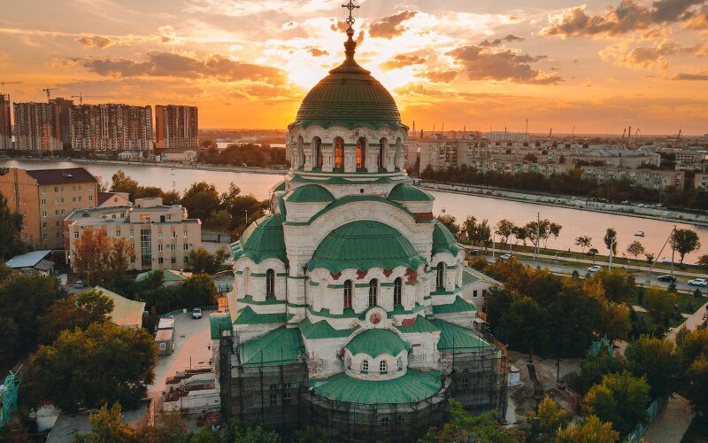 Opdag det historiske monument Alexander Nevsky katedralen i Sofia