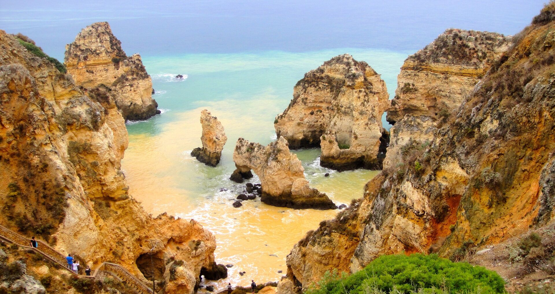 Eventyret på Algarvekysten: sol, strand og mysteriøse klipper
